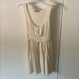Cream Sleeveless Lace Dress